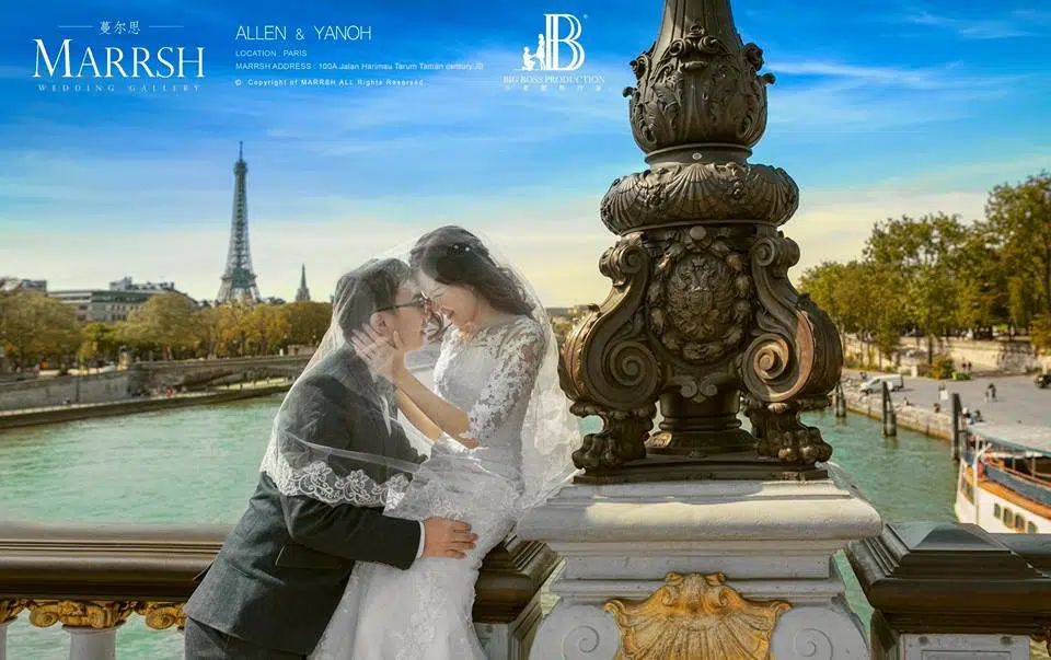 Malaysian wedding photo on a bridge in Paris by Big Boss Production. Get quotes for destination pre-wedding photography at Recommend.my