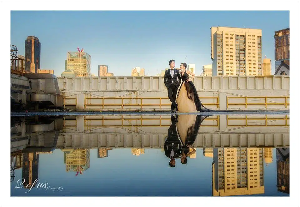 People's Park Complex Rooftop pre-wedding photoshoot in singapore by 2 Of Us Photography. Source