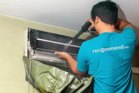 Aircon general cleaning for split unit by Recommend.my Malaysia